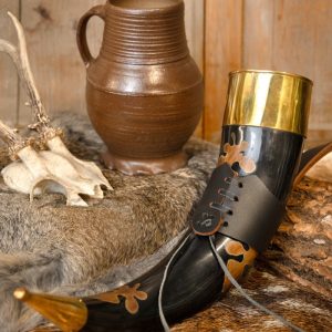 Pagan drinkhoorn Mabon met leren houder, 500-650 ml