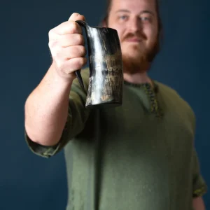 Hoornen grote beker Dimmuborgir, 650-1000 ml