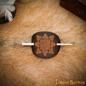 Haarspeld met Keltische knopen, leer