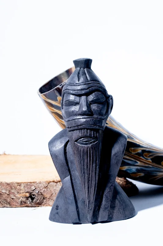 Houtsnijwerk Viking god Freyr, zwart - Image 7