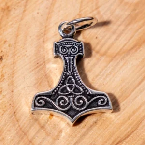 Thorshamer met triquetra, zilver