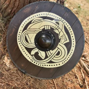 Viking schild met Midgaard slang