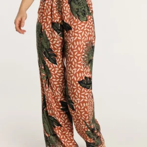 LOIS CALÇA PALAZZO CHINO COM ESTAMPA SAFARI